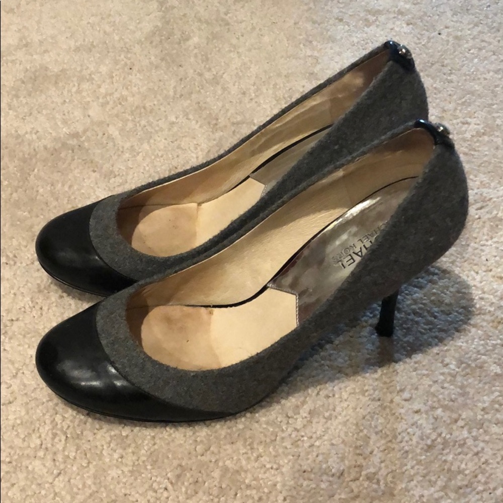 Michael Kors pumps